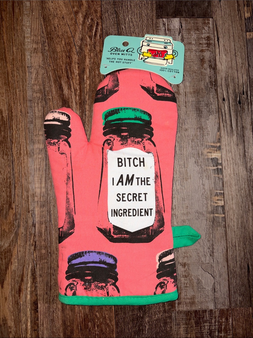 Blue Q Coral and Green 'I Am The Secret Ingredient' Oven Mitt
